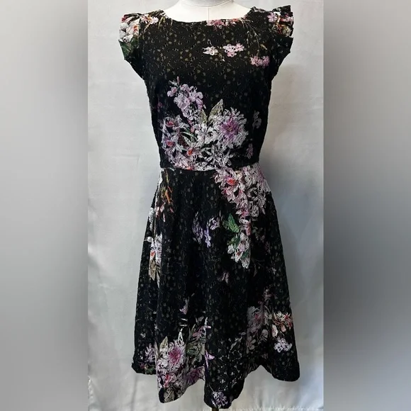 Anthropologie Eri + Ali Neveah Floral Lace ALine Flutter Sleeve Midi Dress Sz 8 - Picture 1 of 2